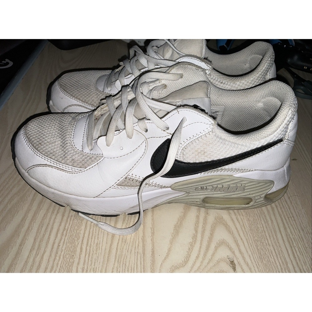 Size 8.5 - Nike Air Max Excee White
